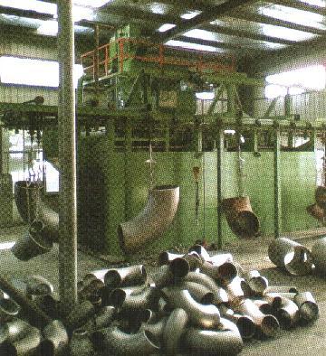 重慶噴砂機 重慶拋丸機 重慶噴砂加工 九龍坡區(qū)創(chuàng)業(yè)機械廠 拋丸機